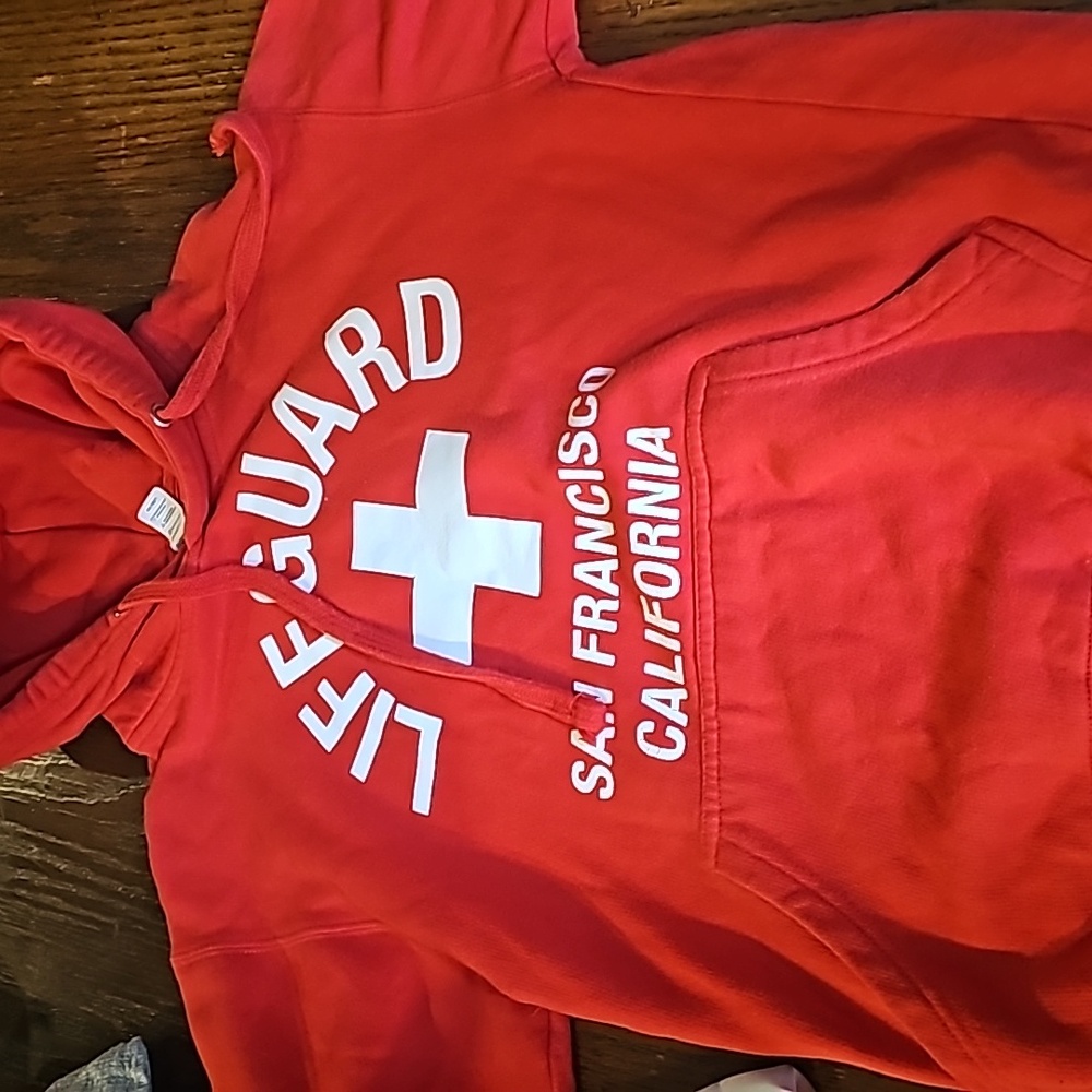 Lifeguard sweatshirt xs